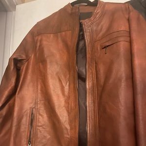 Leather jacket New %100 leather